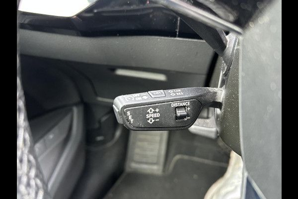 Audi e-tron 55 quattro S edition 95 kWh S-LINE BINNEN & BUITEN | SOH 94% | ORIG. NL AUTO | CAMERA | ELEK. KOFFERBAK | ADAPTIEVE CRUISE CONTROL | STOELVERWARMING | MEMORY SEATS |AFN. TREKHAAK | AUDI DEALER ONDERHOUDEN | RIJKLAAR + 12 MND BOVAG GARANTIE