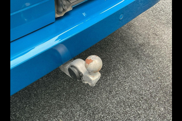 Ford E-Transit Cust. 320 L2H1 Limited 65 kWh 218pk | Wegklapbare Trekhaak | Adaptieve Cruise | Navigatie | BESTICKERING WORDT VERWIJDERD | Stoel/stuurverwarming