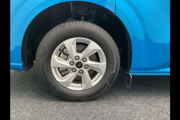 Ford E-Transit Cust. 320 L2H1 Limited 65 kWh 218pk | Wegklapbare Trekhaak | Adaptieve Cruise | Navigatie | BESTICKERING WORDT VERWIJDERD | Stoel/stuurverwarming