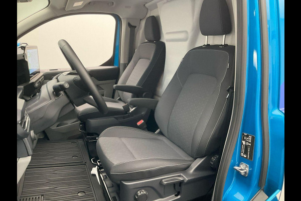 Ford E-Transit Cust. 320 L2H1 Limited 65 kWh 218pk | Wegklapbare Trekhaak | Adaptieve Cruise | Navigatie | BESTICKERING WORDT VERWIJDERD | Stoel/stuurverwarming