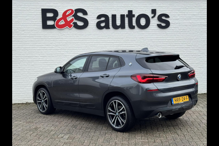 BMW X2 SDrive18i High Executive LED 19" M-sport velgen Panorama Sfeer verlichting Leder Cruise Clima