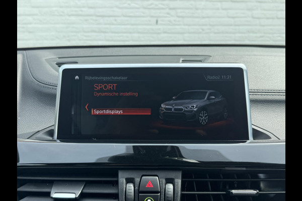 BMW X2 SDrive18i High Executive LED 19" M-sport velgen Panorama Sfeer verlichting Leder Cruise Clima
