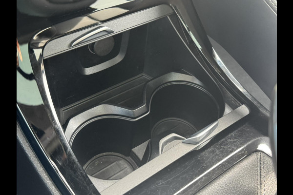 BMW X2 SDrive18i High Executive LED 19" M-sport velgen Panorama Sfeer verlichting Leder Cruise Clima