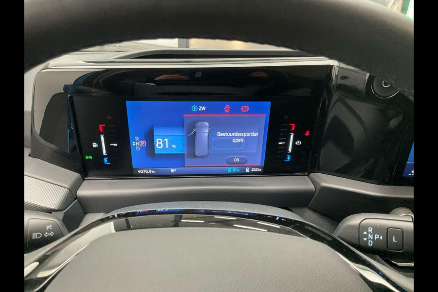 Ford E-Transit Cust. 320 L2H1 Limited 65 kWh 218pk | Wegklapbare Trekhaak | Adaptieve Cruise | Navigatie | BESTICKERING WORDT VERWIJDERD | Stoel/stuurverwarming