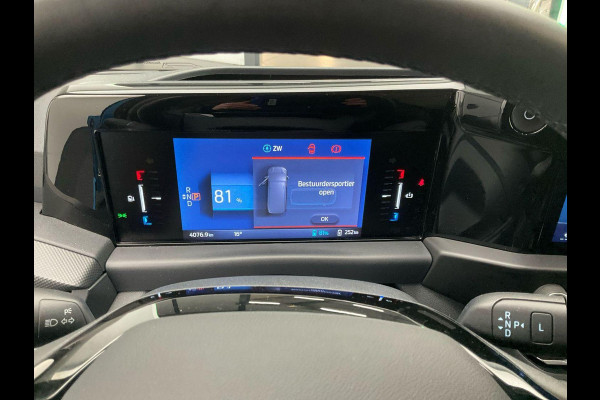 Ford E-Transit Cust. 320 L2H1 Limited 65 kWh 218pk | Wegklapbare Trekhaak | Adaptieve Cruise | Navigatie | BESTICKERING WORDT VERWIJDERD | Stoel/stuurverwarming