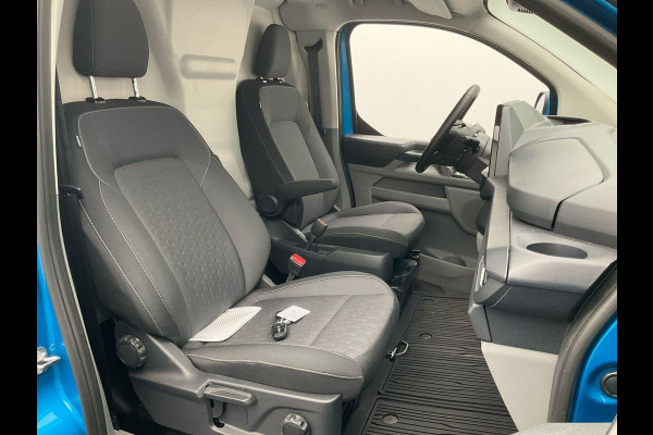 Ford E-Transit Cust. 320 L2H1 Limited 65 kWh 218pk | Wegklapbare Trekhaak | Adaptieve Cruise | Navigatie | BESTICKERING WORDT VERWIJDERD | Stoel/stuurverwarming