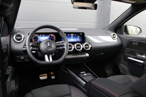 Mercedes-Benz GLA 250 e Business Solution AMG | AMG | FACELIFT | PANO | CARBON | KEYLESS | DODEHOEK |