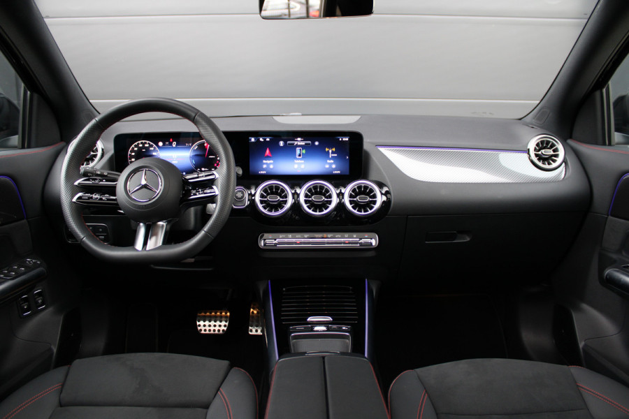 Mercedes-Benz GLA 250 e Business Solution AMG | AMG | FACELIFT | PANO | CARBON | KEYLESS | DODEHOEK |