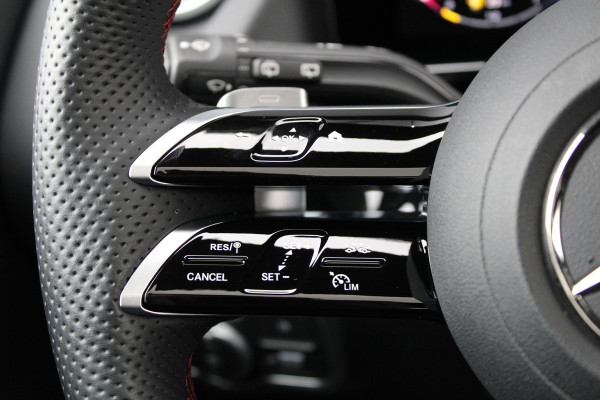 Mercedes-Benz GLA 250 e Business Solution AMG | AMG | FACELIFT | PANO | CARBON | KEYLESS | DODEHOEK |