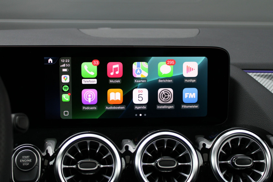 Mercedes-Benz GLA 250 e Business Solution AMG | AMG | FACELIFT | PANO | CARBON | KEYLESS | DODEHOEK |