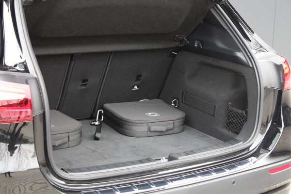 Mercedes-Benz GLA 250 e Business Solution AMG | AMG | FACELIFT | PANO | CARBON | KEYLESS | DODEHOEK |