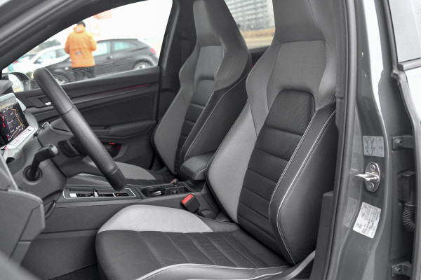 Volkswagen Golf 2.0 GTD. Leder, Koeling, Memory, HUD, Keyless, Camera, H/K, ACC, Stuurvw, IQ Light, Trekh, Sfeer, CarPlay!