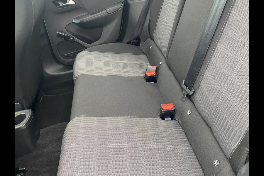 Opel CORSA-E Level 2 50 kWh, PDC, PrivacyGlass, Clima, CC, Batt. 100%, NAP