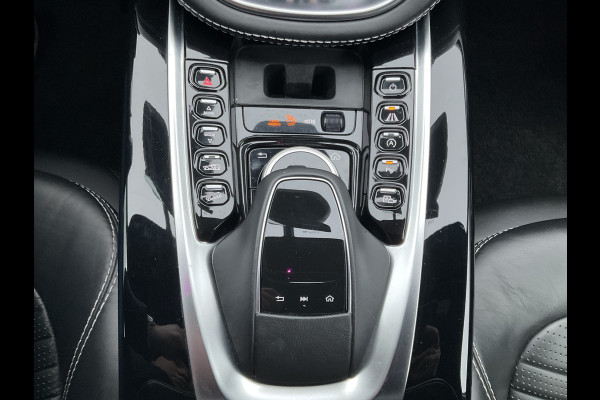 Aston Martin Dbx 4.0 V8 360° Memory Stoelverw/koeling Sfeerverl Pano Lightning Silver