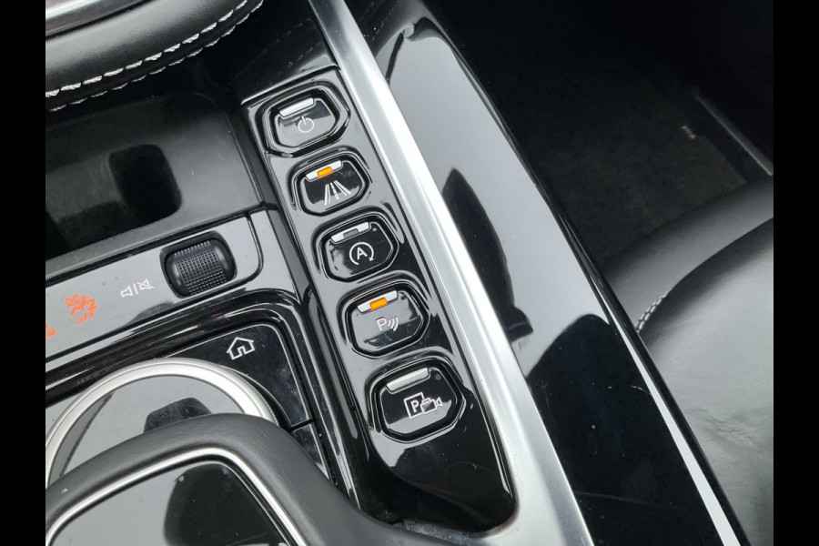 Aston Martin Dbx 4.0 V8 360° Memory Stoelverw/koeling Sfeerverl Pano Lightning Silver