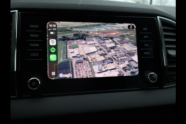 Škoda Karoq 1.5 TSI ACT 150 PK AUT. + WEGKL. TREKHAAK | CANTON | ADAPTIVE CRUISE | STOELVERW. | CAMERA