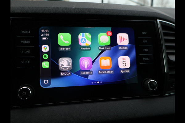 Škoda Karoq 1.5 TSI ACT 150 PK AUT. + WEGKL. TREKHAAK | CANTON | ADAPTIVE CRUISE | STOELVERW. | CAMERA