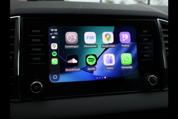 Škoda Karoq 1.5 TSI ACT 150 PK AUT. + WEGKL. TREKHAAK | CANTON | ADAPTIVE CRUISE | STOELVERW. | CAMERA