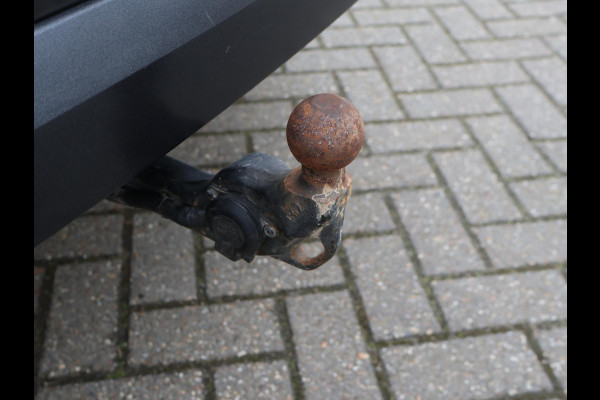 Škoda Karoq 1.5 TSI ACT 150 PK AUT. + WEGKL. TREKHAAK | CANTON | ADAPTIVE CRUISE | STOELVERW. | CAMERA