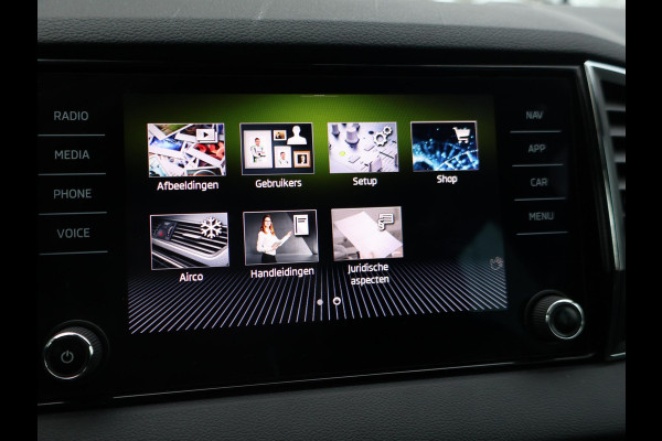 Škoda Karoq 1.5 TSI ACT 150 PK AUT. + WEGKL. TREKHAAK | CANTON | ADAPTIVE CRUISE | STOELVERW. | CAMERA