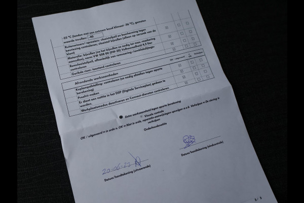 Škoda Karoq 1.5 TSI ACT 150 PK AUT. + WEGKL. TREKHAAK | CANTON | ADAPTIVE CRUISE | STOELVERW. | CAMERA