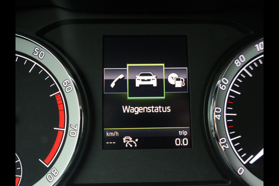 Škoda Karoq 1.5 TSI ACT 150 PK AUT. + WEGKL. TREKHAAK | CANTON | ADAPTIVE CRUISE | STOELVERW. | CAMERA