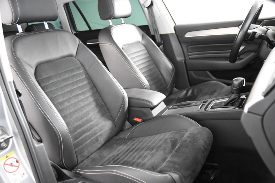 Volkswagen Passat Variant 1.5 TSI Elegance *1ste Eigenaar*Leer*Panoramadak*Trekhaak*