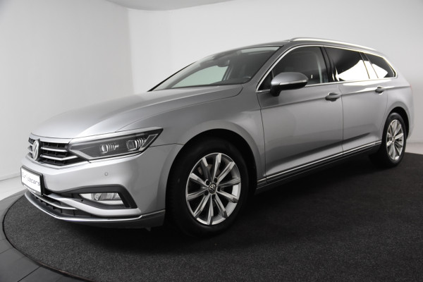 Volkswagen Passat Variant 1.5 TSI Elegance *1ste Eigenaar*Leer*Panoramadak*Trekhaak*