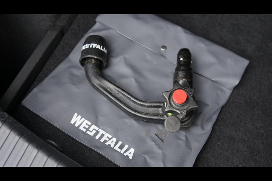 Seat Leon 1.5 TSI FR Ultimate Edition Black AUTOMAAT-ACC-ALCANTARA-BEATS-CAMERA-FULL LED-KEYLESS-LED-MODE-PANORAMA