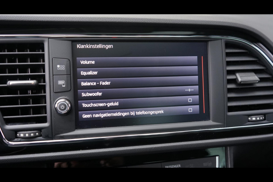 Seat Leon 1.5 TSI FR Ultimate Edition Black AUTOMAAT-ACC-ALCANTARA-BEATS-CAMERA-FULL LED-KEYLESS-LED-MODE-PANORAMA