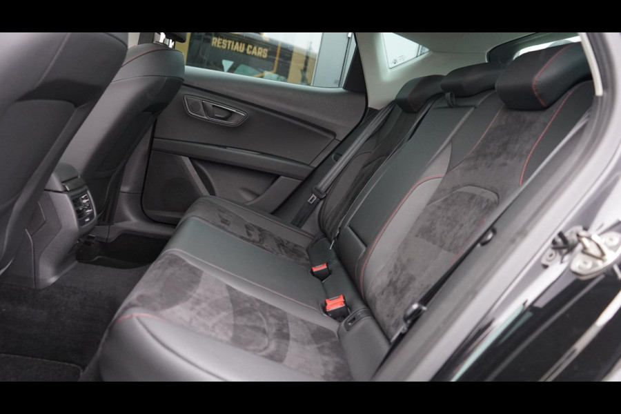 Seat Leon 1.5 TSI FR Ultimate Edition Black AUTOMAAT-ACC-ALCANTARA-BEATS-CAMERA-FULL LED-KEYLESS-LED-MODE-PANORAMA