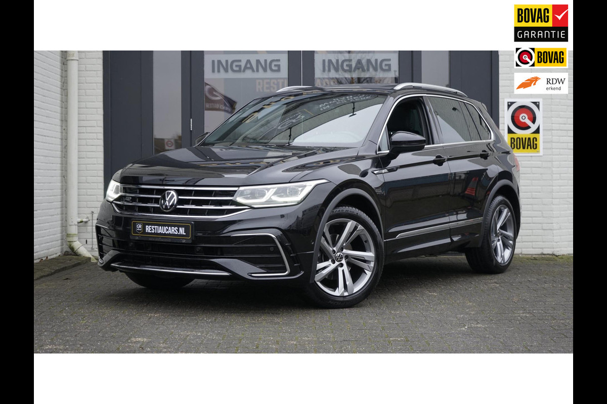 Volkswagen Tiguan 1.5 TSI R-Line AUTOMAAT-CAMERA-IQ LIGHT-KEYLESS-LEDER-MEMORY-NAVIGATIE-PANORAMA-TREKHAAK
