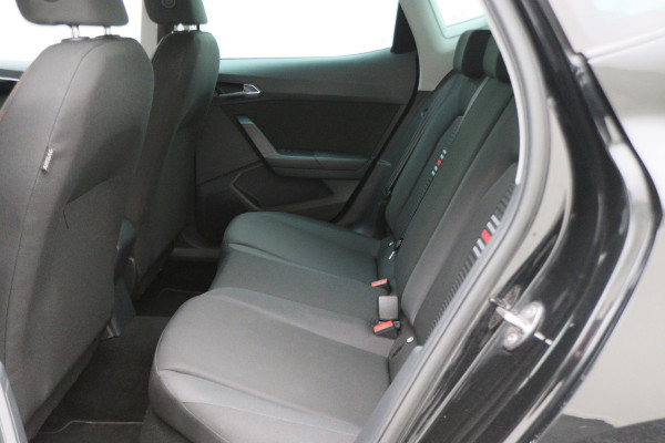 Seat Ibiza 1.0 TSI FR Business Intense Navigatie, Camera, Apple CarPlay, Climate, ACC, 17"