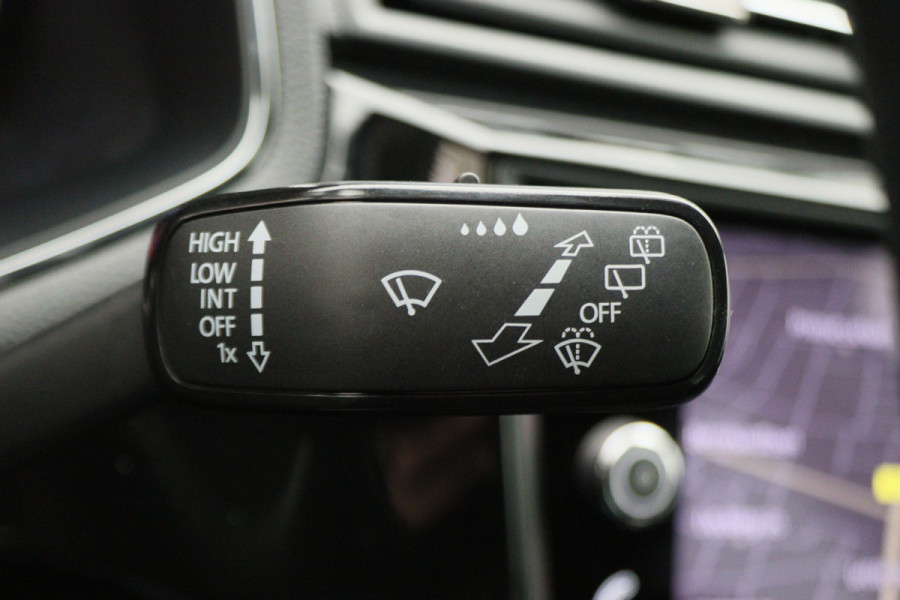 Seat Ibiza 1.0 TSI FR Business Intense Navigatie, Camera, Apple CarPlay, Climate, ACC, 17"