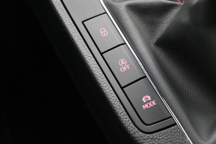 Seat Ibiza 1.0 TSI FR Business Intense Navigatie, Camera, Apple CarPlay, Climate, ACC, 17"