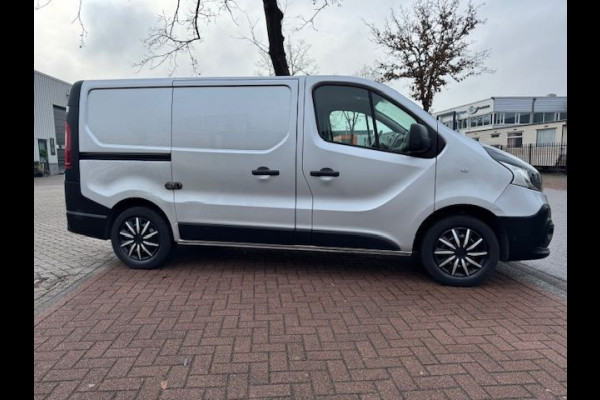 Renault Trafic 1.6 DCi T27 Comfort Edition 3 Zits Euro 6 1e Eigenaar 106.000km Airco,Cruisecontrol,Navigatie