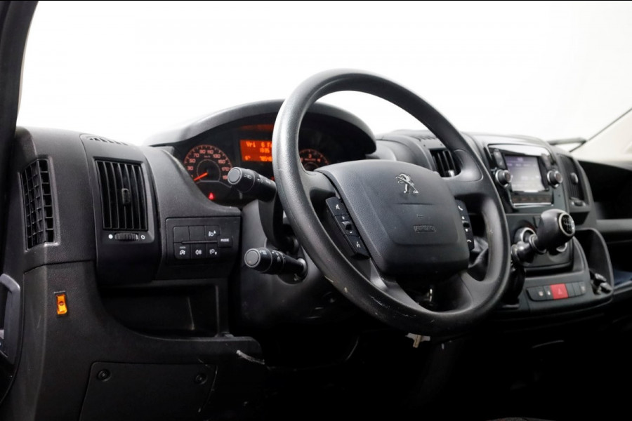 Peugeot Boxer 2.2 BlueHDi 140pk L2H2 Airco/Imperiaal 10-2020