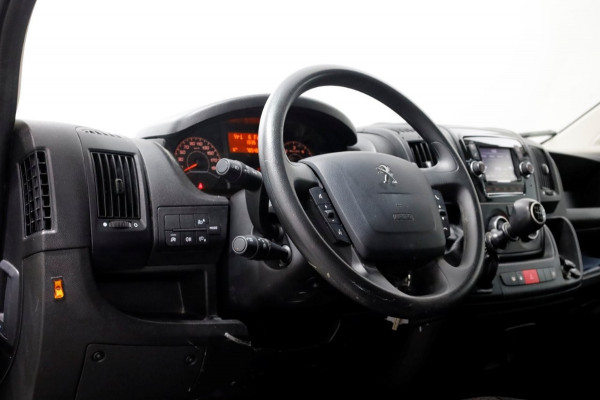 Peugeot Boxer 2.2 BlueHDi 140pk L2H2 Airco/Imperiaal 10-2020