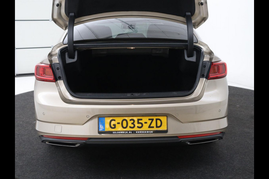 Renault Talisman 1.3 TCe Limited | Massage | Carplay | Navigatie | Keyless | Parkeerhulp | Half leder | Cruise control | Bluetooth | DAB | Climate control