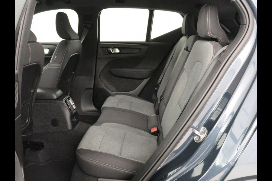 Volvo XC40 1.5 T4 Recharge Inscription Expression | Trekhaak | Camera | Carplay | Navigatie | Full LED | Keyless | Parkeerhulp | Cruise control | Climate control | PHEV | Plug In