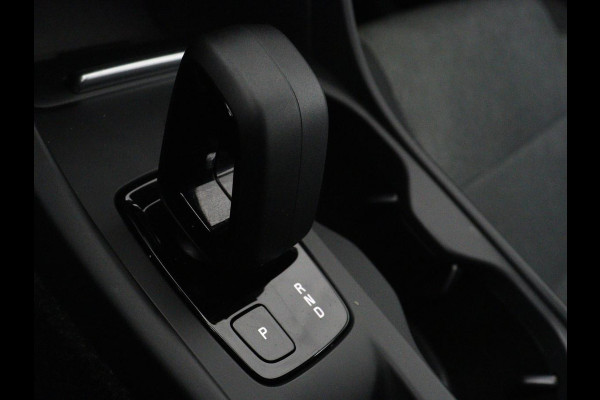 Volvo XC40 1.5 T4 Recharge Inscription Expression | Trekhaak | Camera | Carplay | Navigatie | Full LED | Keyless | Parkeerhulp | Cruise control | Climate control | PHEV | Plug In