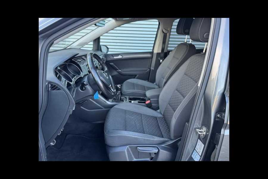 Volkswagen Touran 1.4 TSI Comfortline 7pers, verkl.trekhaak,Navigatie,Cruisecontrol,stoelverwarming,