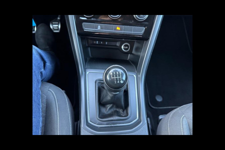 Volkswagen Touran 1.4 TSI Comfortline 7pers, verkl.trekhaak,Navigatie,Cruisecontrol,stoelverwarming,