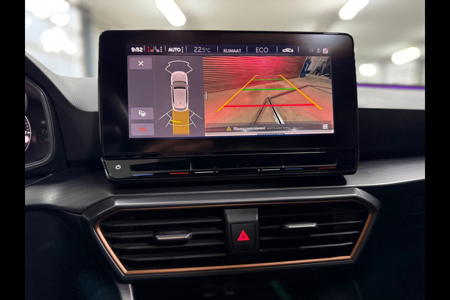 CUPRA Leon 1.4 e-Hybrid 245PK | VZ Copper Edition | Pano | Full Led | Safe & Driving package XL | Vision Plus pack | Ambient |