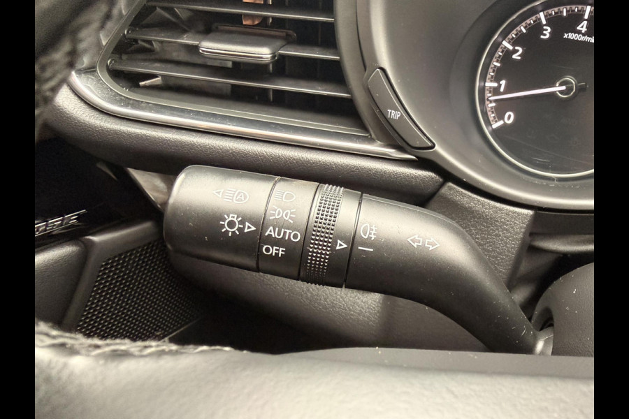 Mazda CX-30 2.0 e-SkyActiv-X M Hybrid Luxury | DEALERONDERHOUDEN | AFNEEMBARE TREKHAAK | NL AUTO |