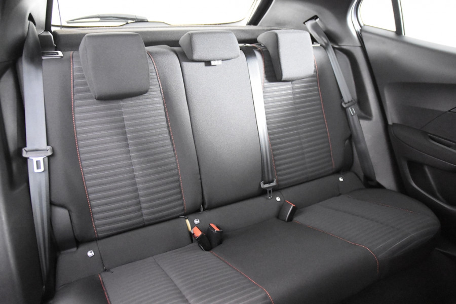 Peugeot 2008 1.2 Active *1ste Eigenaar*Navigatie*Carplay*Parkassist*