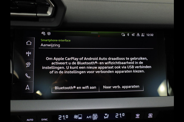 Audi A3 Sportback 45 TFSI e S edition Competition 272 pk S-tronic | Verlengde garantie | Navigatie | Parkeersensoren (Park assist) | Achteruitrijcamera | Stoelverwarming | S-Line |