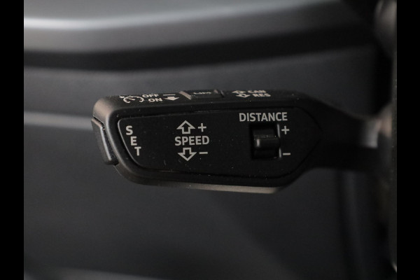 Audi A3 Sportback 45 TFSI e S edition Competition 272 pk S-tronic | Verlengde garantie | Navigatie | Parkeersensoren (Park assist) | Achteruitrijcamera | Stoelverwarming | S-Line |