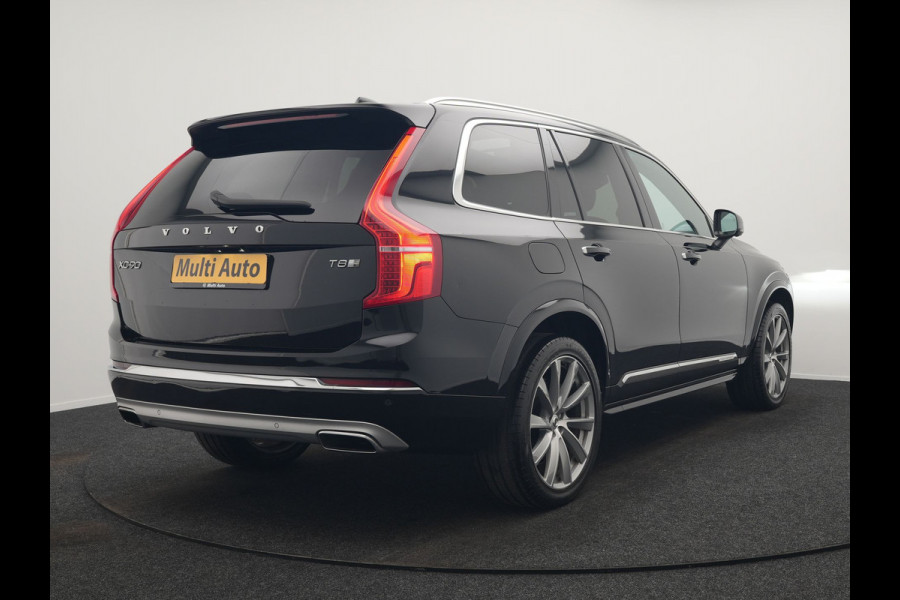 Volvo XC90 T8 Twin Engine AWD Inscription 7 Persoons Plug In Hybrid 394pk Dealer O.H. PHEV | Panodak | Adaptive Cruise | Luxe Lederen Sportstoelen Memory & Verwarmd | 360 Camera | Head Up | Harman Kardon | Apple Carplay | Blis | Virtual | Navigatie | 21"L.M |