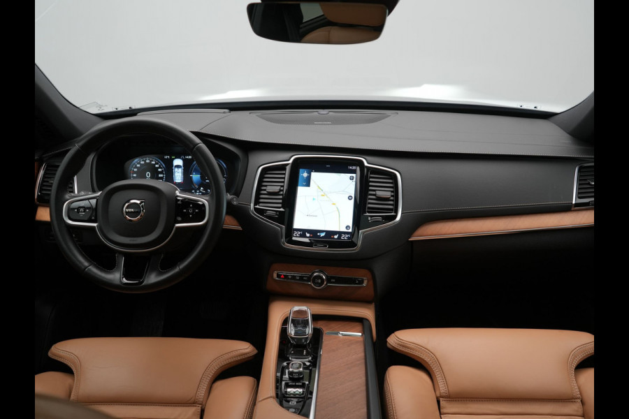 Volvo XC90 T8 Twin Engine AWD Inscription 7 Persoons Plug In Hybrid 394pk Dealer O.H. PHEV | Panodak | Adaptive Cruise | Luxe Lederen Sportstoelen Memory & Verwarmd | 360 Camera | Head Up | Harman Kardon | Apple Carplay | Blis | Virtual | Navigatie | 21"L.M |